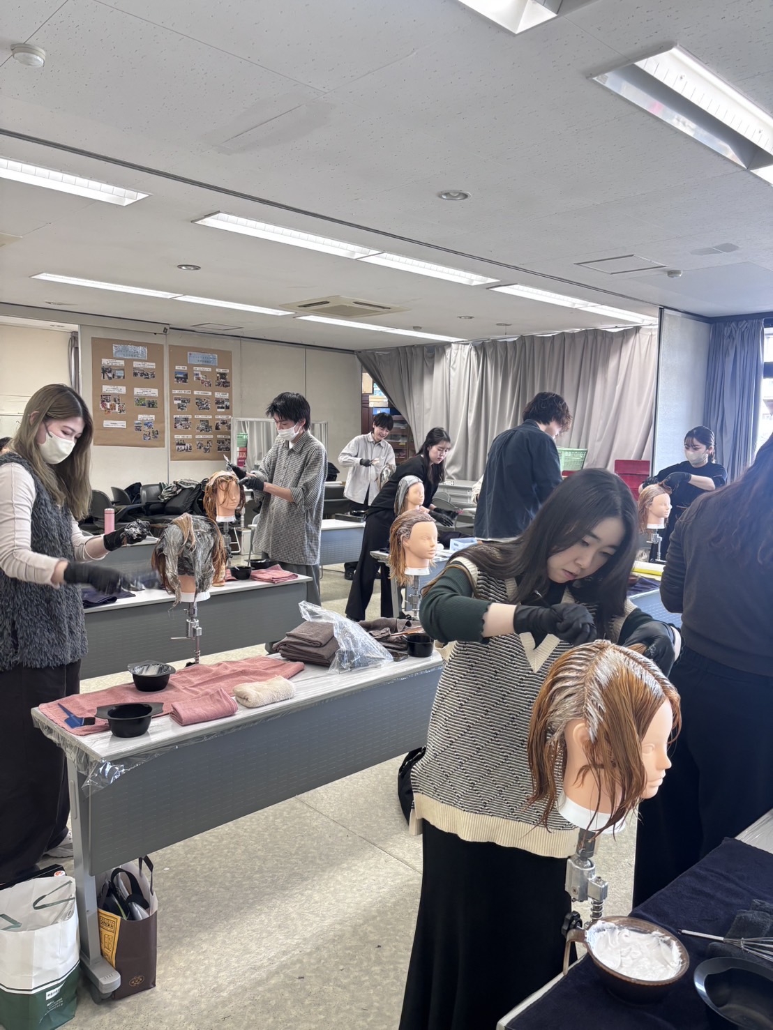 今日はカラー講習会❤️💙💛2025/12/9